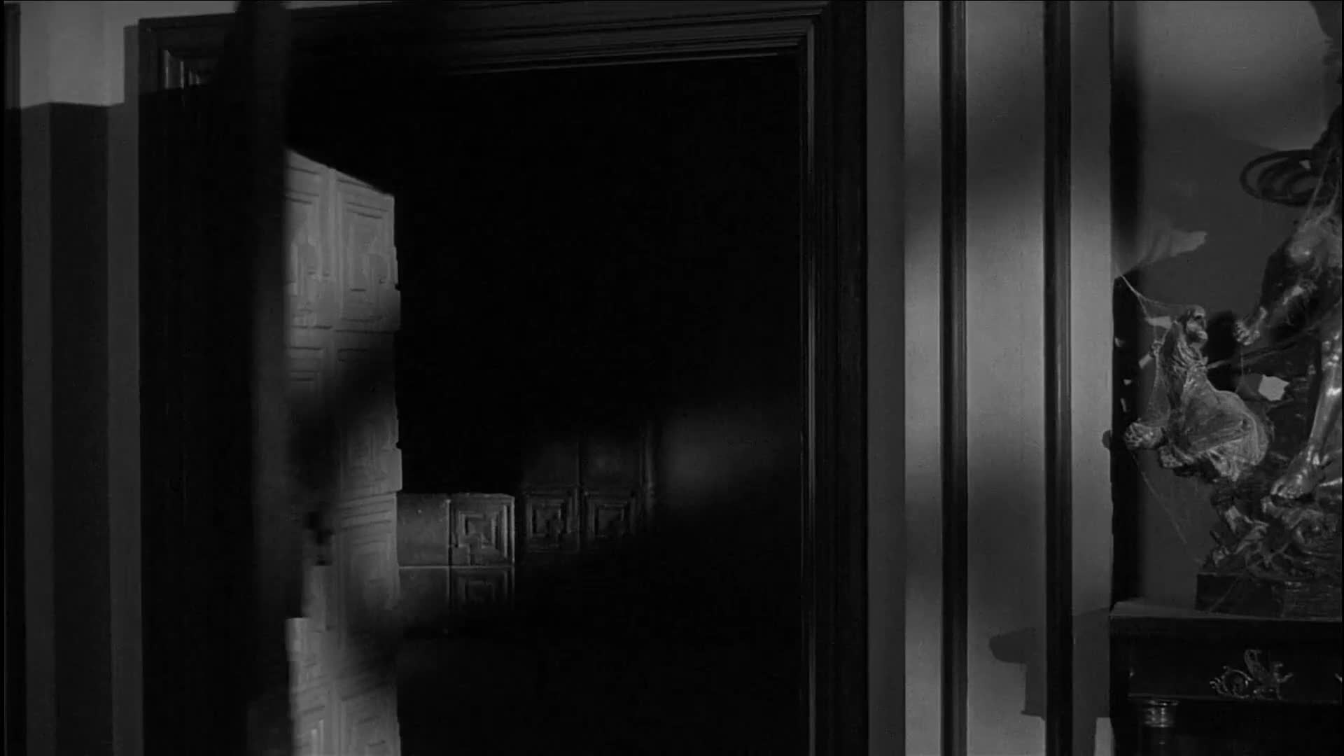 Dark Wraith haunted video